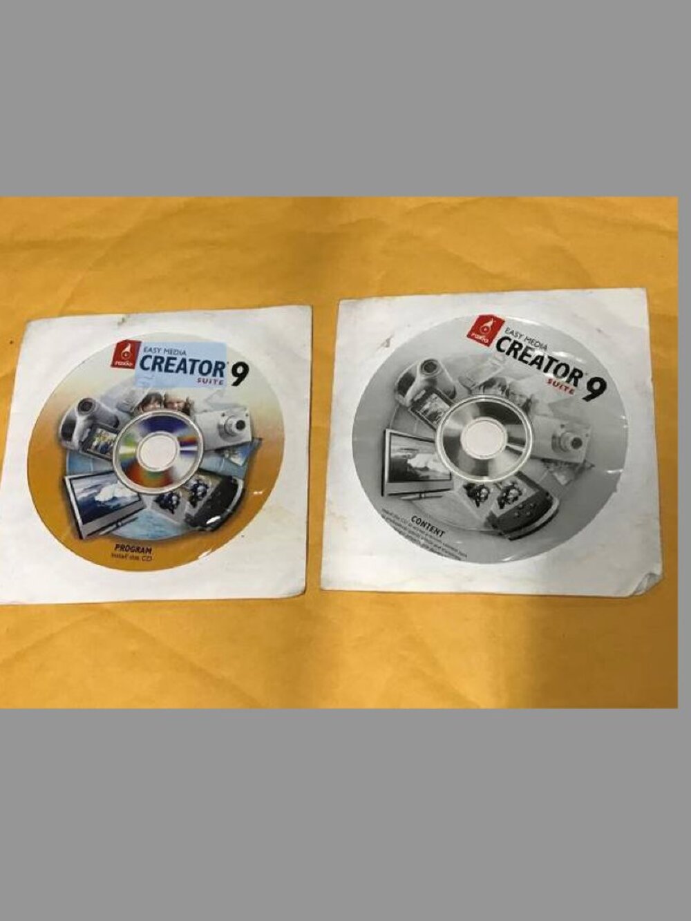 ROXIO Easy Media CREATOR 9 Suite - Program Installation CDs